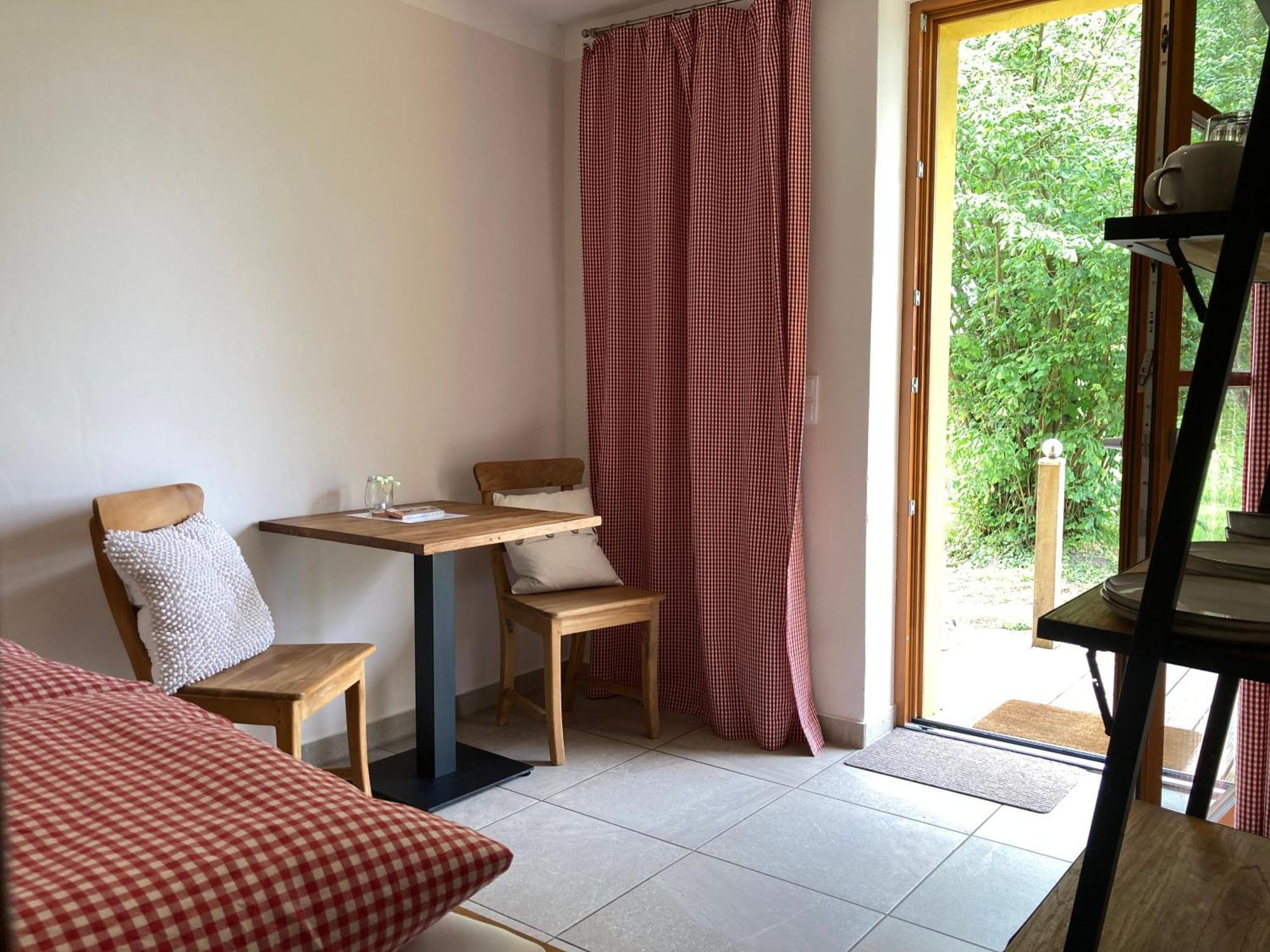 Teichland Linum Apartments Fehrbellin Buitenkant foto